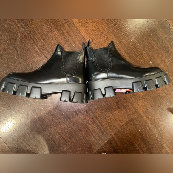 PRADA Monolith Brushed Leather Chelsea Platform Chunky Boot - SIZE 38EU/8US - Picture 8 of 16